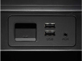 【USB接続】USB接続も可能です。スマートフォンと連動して音楽も再生可能です。
