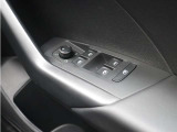 スイッチ類の使用感も少なく、全体的に非常にきれいな状態を維持。