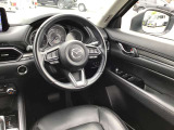 現在のMAZDA車はインパネ配置が視線の動きが少なくなるように設計レイアウトされています☆ひとつひとつの部品からMAZDAの安全に対するこだわりを感じる事が出来ます☆