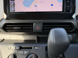 ☆お車についた傷やヘコミ、事故の修理もハヤシにお任せください。自社鈑金工場で修理ができますの安心です☆