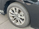 18インチ純正アルミホイール★タイヤサイズ235/50R18です!【FD5VYYY3424】