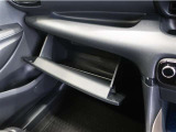 助手席の前にある収納ボックス