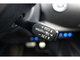 【クル-ズコントロ-ル】・・・高速道路などで一定速度でのクルージングが可能。 余分なアクセル操作を減らし、ドライバーの負担を軽減。 燃費の向上にも貢献します。