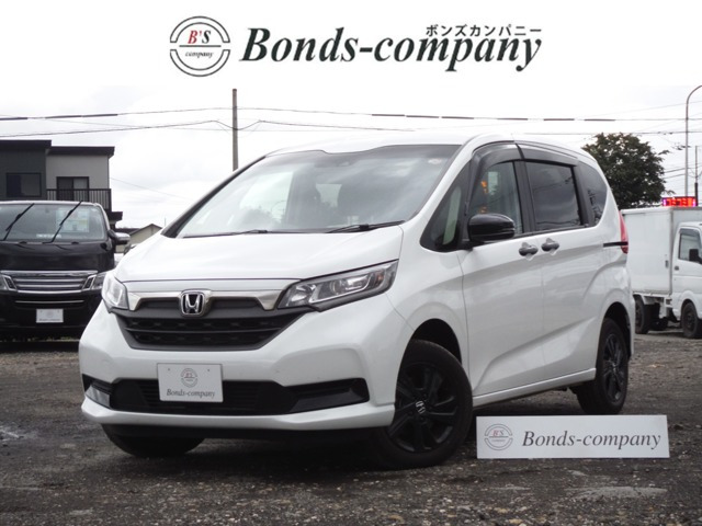 フリード+ 1.5 ハイブリッド クロスター ブラックスタイル 4WD 4WD ハイブリッド