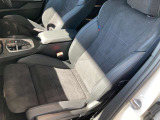 助手席シートも運転席同様に人間工学に基づいた設計となっておりますので、長距離ドライブも快適です♪