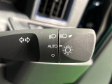 オートライト機能 周囲の明るさに応じて、ヘッドランプを自動的に点灯・消灯ができます。