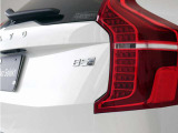 【B5 AWD】制動時に放出されるエネルギーを電気に変換して回収する優れた燃費効率とレスポンスに磨きをかけた48Vハイブリッド。