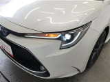 LEDヘッドライトです。デザイン性がよくとても明るいので、夜間の走行や悪天候でも安心です。しかも長寿命!