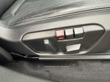 最新鋭の自社整備工場にて、車検・点検は勿論の事、あらゆるご要望にお応えすべく輸入車ディーラーならではの最新のコンピューターシステムとベテランの整備士がバックUP!