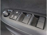 運転席から開け閉めできます。