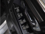 ◆パワーウィンドウスイッチ◆運転席から全席の窓の開閉操作を行うことが出来いつでも換気ができます!