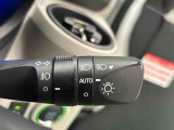 オートライト機能 周囲の明るさに応じて、ヘッドランプを自動的に点灯・消灯ができます。