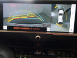 バックガイドモニターで、後方を確認しながら安心して駐車することができます。運転初心者も熟練者も必須の機能ですよ!