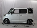 【マツダ中古車専用MG-Rボディコーティング】をオススメ!ガラス系だから皮膜が硬く硬化型特殊樹脂によりボディ皮膜を硬くし傷を付きにくくします。価格はスタッフまでお問合せください!