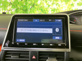Bluetooth接続でスマートフォンと連携。お気に入りの音楽を高品質で楽しめます。ドライブの雰囲気を盛り上げてくれるでしょう。