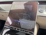 メルセデス・ベンツの定める厳しい基準をクリアしたお車のみをご案内させて頂きます。納車前整備はメーカー規定に基づき最大100項目にも及ぶ点検を熟練のメカニックによって行いご納車させて頂きます。