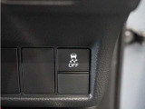 ◆横滑り防止装置◆コーナーリング時の横すべりを抑える機能と、車両の急激な挙動変化を抑える機能で、安定した走行を実現しています。運転に安心とゆとりが出来ます。
