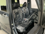【運転席・助手席】内装ルームクリーニング済みです。しっかり綺麗にしていますので、是非、お確かめください。車に自信があるからこそ、是非一度ご来店頂き内外装も見てもらえると幸いです。