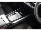 お気軽にお問い合わせください。Tel:075-325-0440 Mobile:070-2313-8676  中古車担当:時女まで