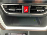置くだけ充電器搭載