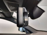 ☆BMWのルームミラーには自動防眩機能が備わっております。後続車のヘッドライトの明るさで幻惑されるのを防止☆
