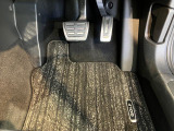 中古車は一物一価、同じようなお車でも、整備状況、外内装の状態など様々です。
