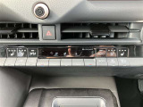 運転席廻りの画像になります