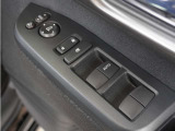 ◆パワーウィンドウスイッチ◆運転席から全席の窓の開閉操作を行うことが出来いつでも換気ができます!