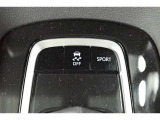 トラクションコントロールとは、すべりやすい路面での発進時や加速時にタイヤの空転を抑え、駆動力確保に貢献する機能です。詳細は販売店スタッフまでおたずねください。