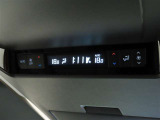 リヤオートエアコンを装備しております。
