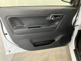 延長保証につきましてはお求めいただく車両によって保証料が異なりますので、当店スタッフまでお気軽にお問い合わせくださいませ。