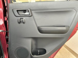 後席ドアポケット