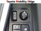駐車時に便利なスマ-トキ-連動オ-ト格納式ドアミラーを装備しています。施錠すると自動的にドアミラーを格納する便利な機能です!
