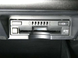 ETC車載器付きです。高速道路の料金所もスムーズに通過できます。