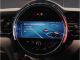 Bluetooth接続でハンズフリー通話が可能です。