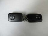 スマートキーは2個付なのでご家族で共有できて便利です♪