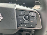 ステアリングスイッチ搭載!ハンドルひとつで手を離さなくても運転中視線をそらさなくても操作が出来て便利です