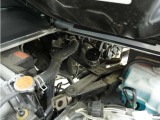 ◆エンジンルーム◆車の心臓部分のエンジンルームが汚いとトラブルの基になります。当店は専用の液剤を使って徹底的に綺麗にします。