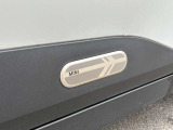さらに、全国の正規ディーラーにて、対応可能な認定中古車保証付となります。アフターメンテナンスもお近くの正規ディーラーにて可能となりますので、ご安心してお選びけます。