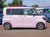 中古車だからこそボディーコーティングがおすすめ!下地処理が重要なコーティングはもちろんプロの施工でピカピカに仕上げます。濃色車は親水性、淡色車は撥水性のものがオススメです!