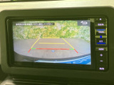 駐車時や後退時に後方の状況を確認しやすく、安全な運転をサポート。狭い場所での運転を安心に変えます。