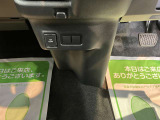 快適にお乗りいただくために、外装を美しく仕上げるだけではなく、内装も細部にいたるまで徹底した清掃・洗浄を実施しております。