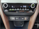 運転席・助手席にはシートヒーターを装備しております。寒い日も快適に過ごせます。