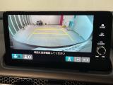 リアカメラ付で、後方をナビ画面で確認。車庫入れも安心です。もちろん、バックギアと連動しています。