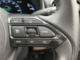 レーダークルーズコントロール(全車速追従機能付)付きです。車速に応じて追従支援してくれるので、ロングドライブも快適です。詳細は販売店スタッフまでおたずねください。