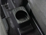 ◆ドリンクホルダー◆手の届きやすい場所にドリンクホルダーがあり、とても便利です。
