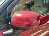 デザイン性だけでなく、ドライバーの巻き込み防止など安全運転をサポート致します!周囲からの視認性にも優れていて安心です!