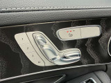 内装クリーニングも施しております。内装の綺麗なお車は気持ちが良くオススメさせていただく1つのポイントになっております。