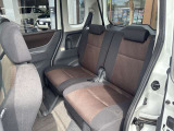 お車の知識がなくてもスタッフが丁寧にご説明いたします。お客様のご来店をスタッフ一同、心よりお待ちしております。