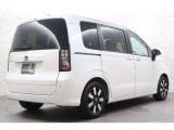 当社の優秀なスタッフがしっかり点検整備をさせていただいてからご納車いたします!さらに!エンジンオイル、エレメント・ミッションオイル・ワイパーゴムを新品交換になります!これで安心して乗って頂けます!